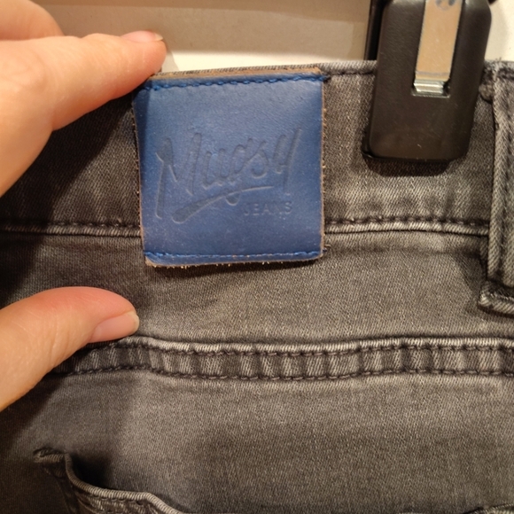 Mugsy Men's Gray Willys Style Jeans Sz 31 x 34 (33) Stretch Slim Fit Casual - Picture 8 of 8